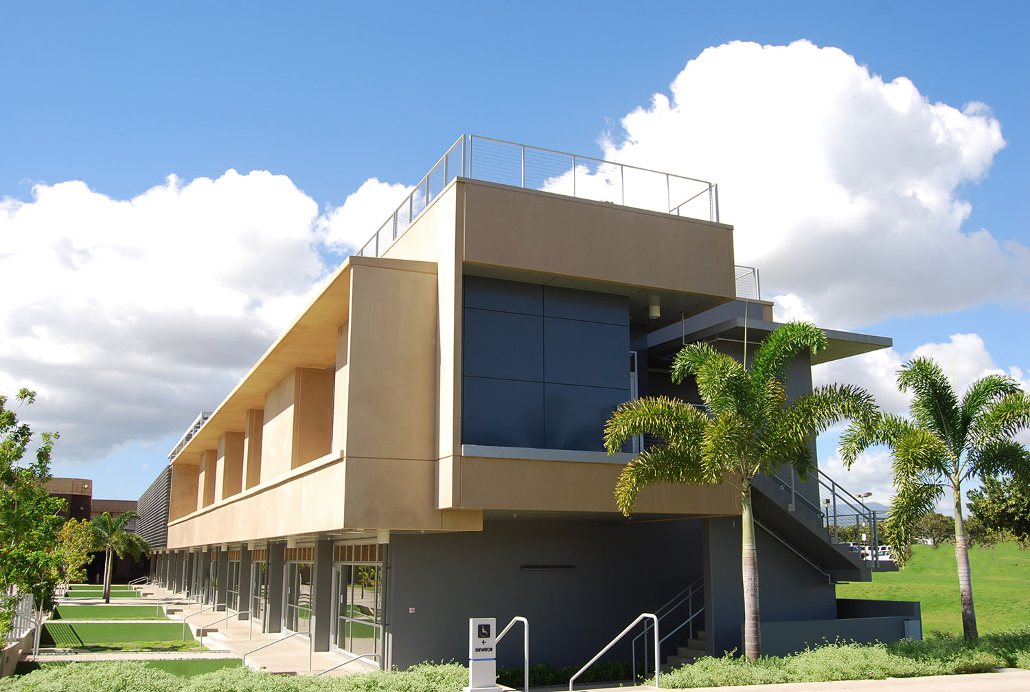 Leeward-Community-College